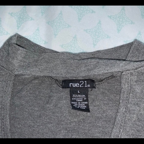 Rue21 shirt - Picture 2 of 2